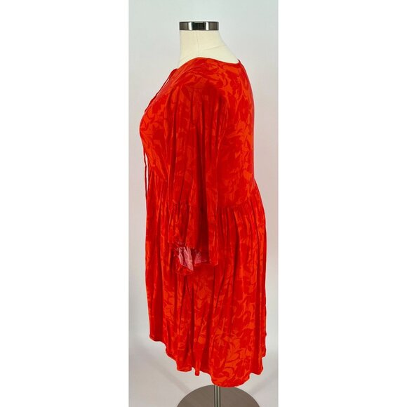 Torrid - Floral Mini Dress With Ruffled Sleeves & Lace-Up Neckline (size 2 or 18 - Picture 2 of 3